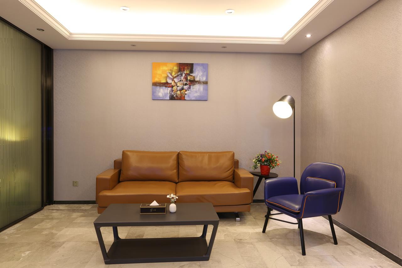 Aoyou International Apartment Hotel A Mall Brunch Guangzhou Exterior foto
